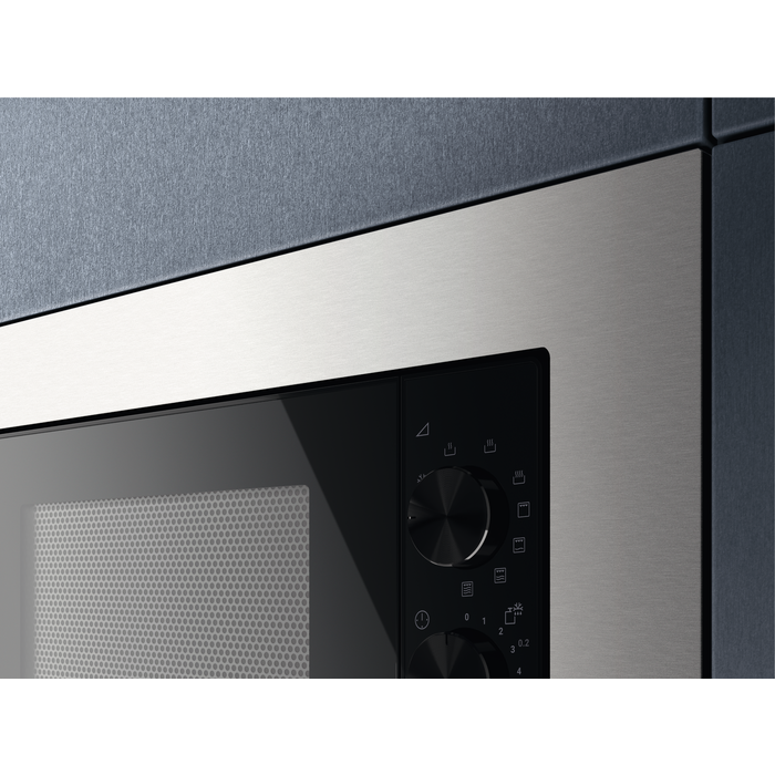 Electrolux - Microondas - KMSD203MMX