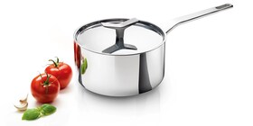 La cazuela Infinite Chef con tomates frescos y ajo