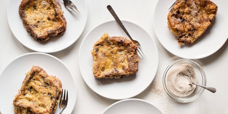 Torrijas con restos de bollería