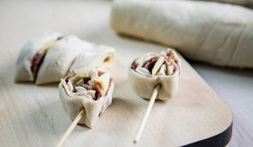 Piruletas de hojaldre